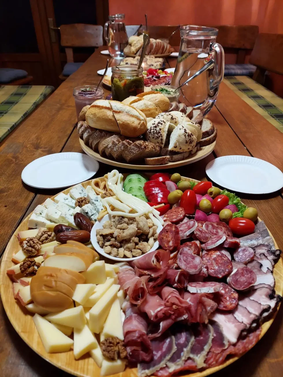 Večerní posezení ve sklípku - Wine Tours Moravia