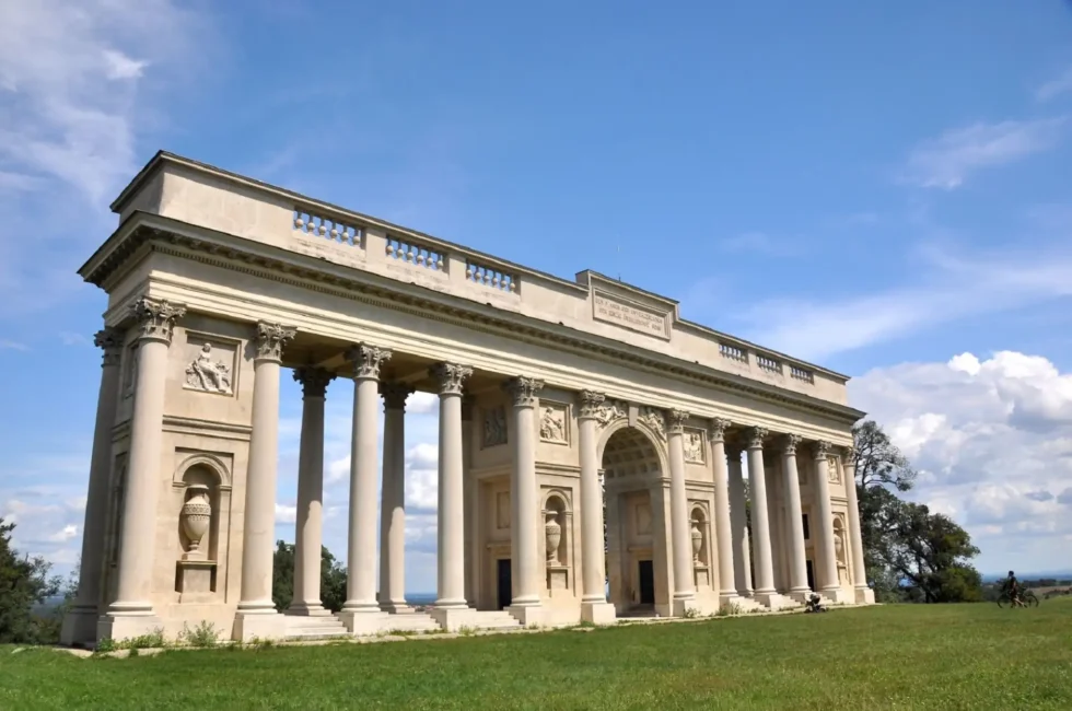 UNESCO Lednicko-valtický areál - Wine Tours Moravia